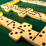 Dominoes